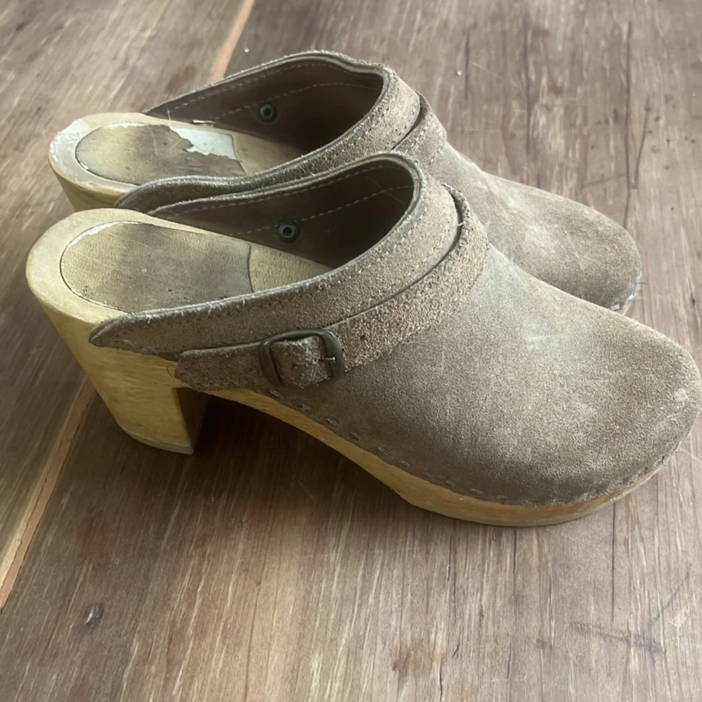 High heel no. 6 suede clogs - Picture 8 of 9